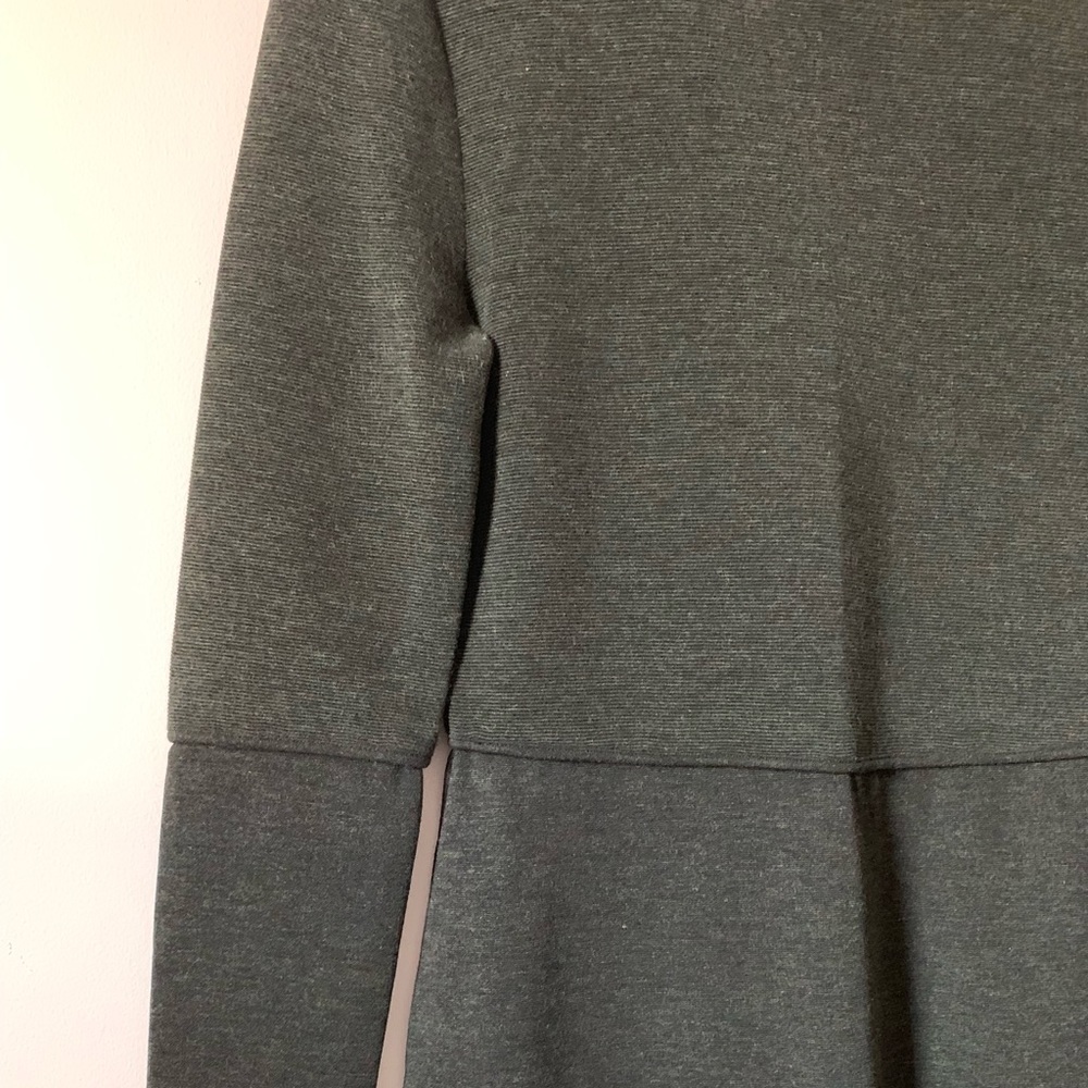 Green body con knit dress - Picture 2 of 4